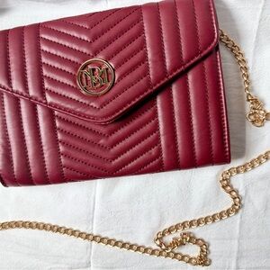 Badgley Mischka Quilted Shoulder Bag gold chain